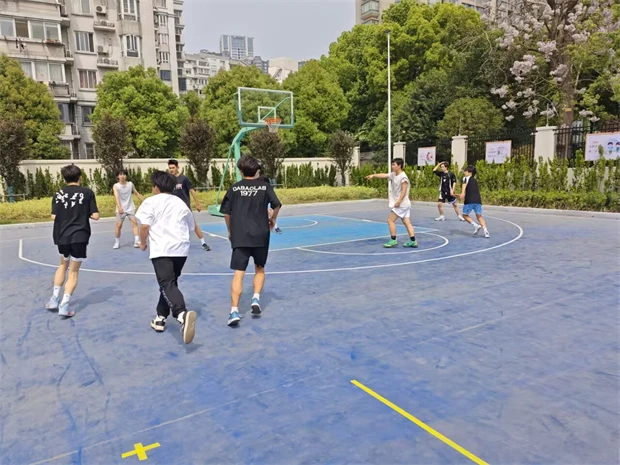 如何制定有效的篮球训练策略以提高球员表现_2